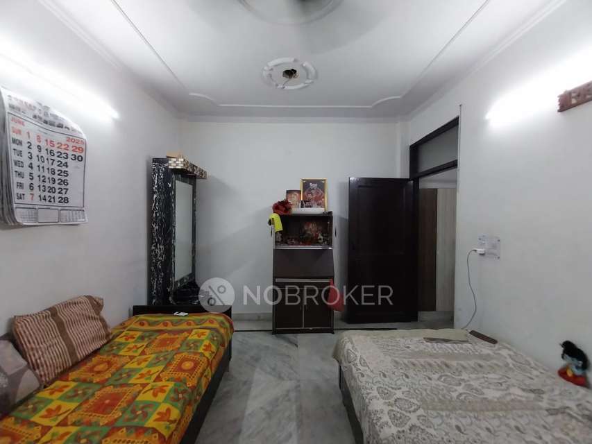 PG for Girls in Adarsh Nagar Extension