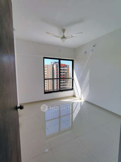 3 BHK Flat In Shapoorji Pallonji Joyville Pune, Hadapsar for Rent  In Hadapsar
