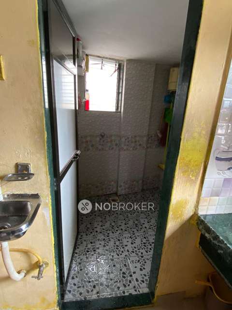 1 RK Flat In Mangalya Society For Sale  In  Mulund East