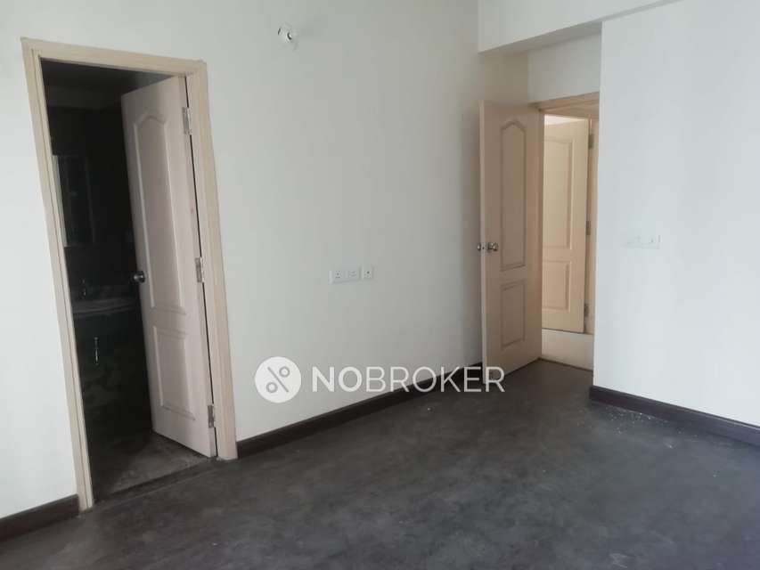 3 BHK Flat In Shri Radha Sky Gardens For Sale  In Sector 16b