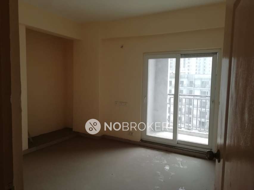 3 BHK Flat In Shri Radha Sky Gardens For Sale  In Sector 16b