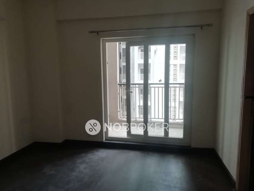 3 BHK Flat In Shri Radha Sky Gardens For Sale  In Sector 16b