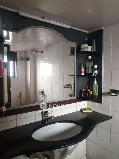 2 BHK Flat In Sundaram Apartment  For Sale  In Chembur