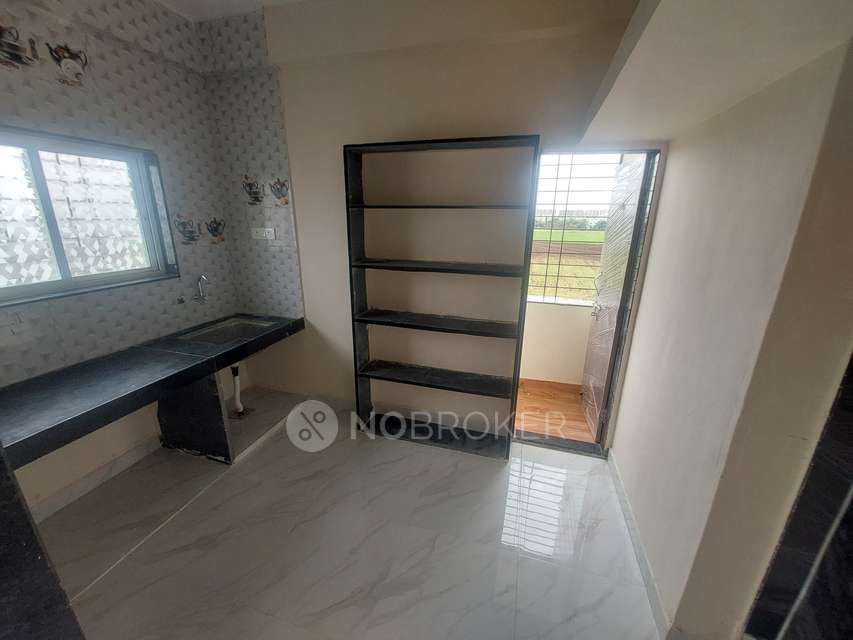 Shared Room for Male In 1 RK  In Wagholi