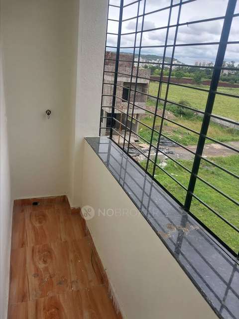 Shared Room for Male In 1 RK  In Wagholi