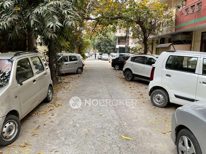 3 BHK Flat In Dda Flats For Sale  In Pitampura