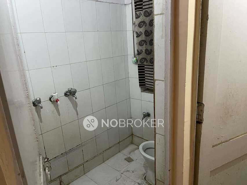 3 BHK Flat In Dda Flats For Sale  In Pitampura