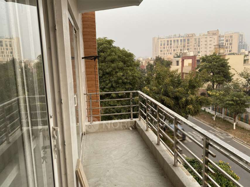 4 BHK Flat In Nirvana Country for Rent  In Sector-50