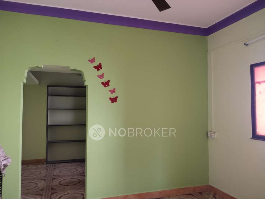 1 RK Flat In Army  Building for Rent  In Ghorpadi