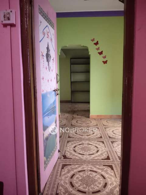 1 RK Flat In Army  Building for Rent  In Ghorpadi