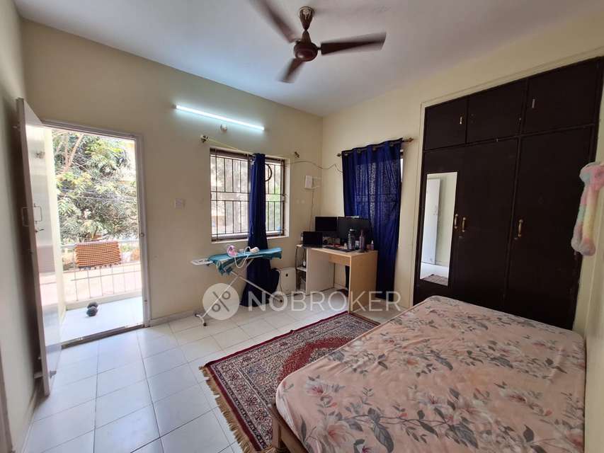 2 BHK Flat In Lake Mont Residency for Rent  In Aecs Layout, Marathahalli