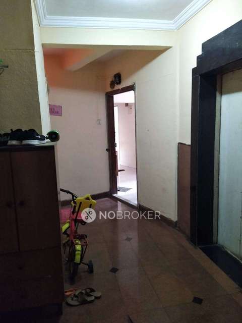 2 BHK Flat In Sagar Avenue Ii For Sale  In Santacruz East
