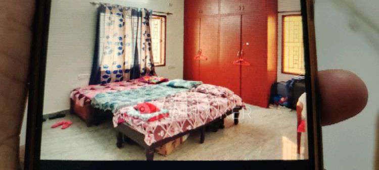 Single Room for Female In 1 RK  In 2nd H Main Road, Kasturi Nagar
