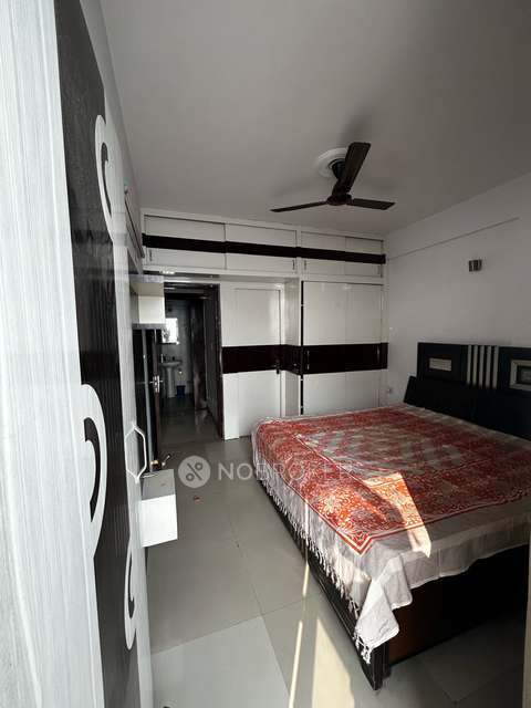 2 BHK Flat In Mahagun Mahagunpuram for Rent  In Mahagunpuram