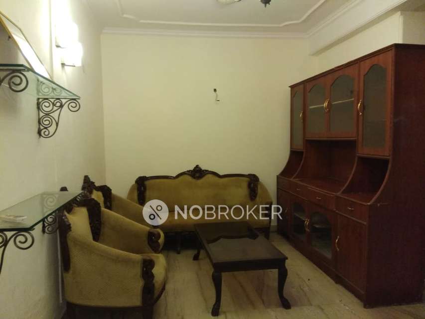 2 BHK Flat In Sandalone Building for Rent  In South Extension Ii 