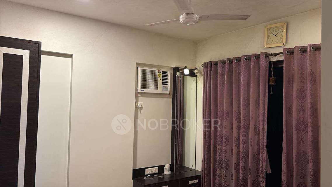 2 BHK Flat In West View Apartment For Sale  In Goregaon West