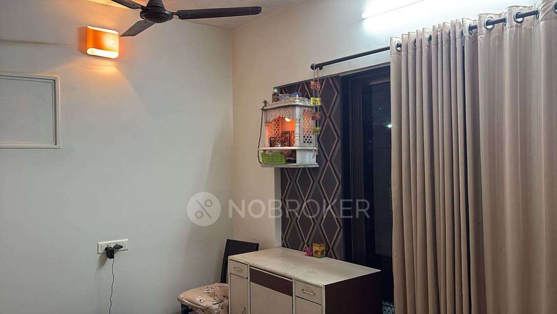 2 BHK Flat In West View Apartment For Sale  In Goregaon West