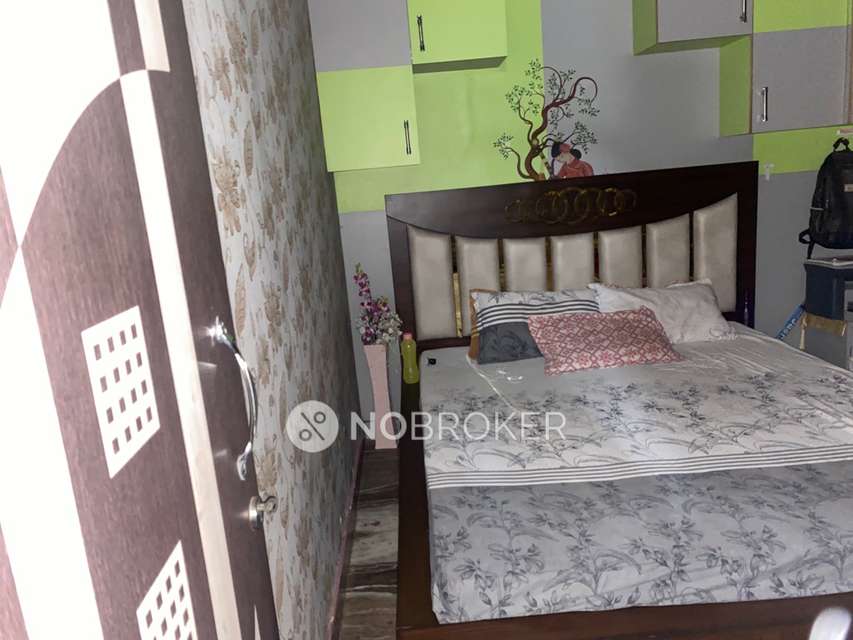 4+ BHK Flat In Bharat Apartments Ii For Sale  In Shalimar Garden