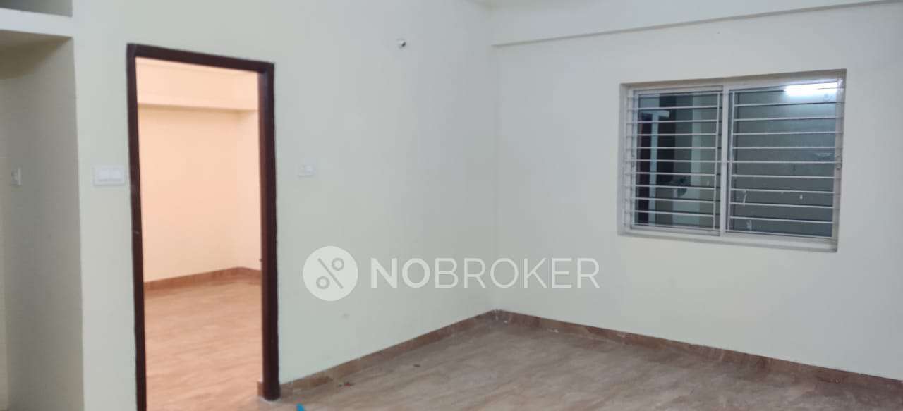 2 BHK Flat In Madhuram Apartment For Sale  In Isnapur