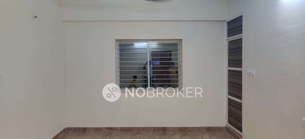 2 BHK Flat In Madhuram Apartment For Sale  In Isnapur