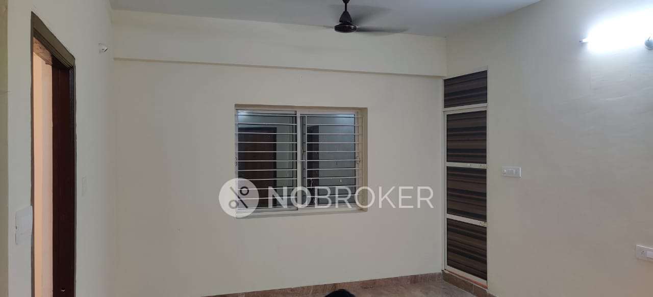 2 BHK Flat In Madhuram Apartment For Sale  In Isnapur