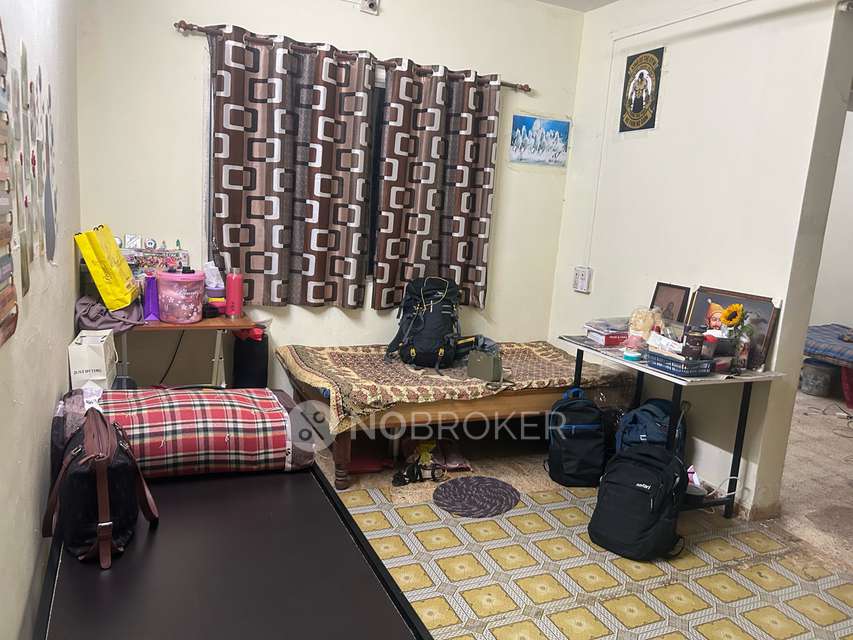 Shared Room for Female In 1 BHK  In Ranjai Apartments In Kothrud