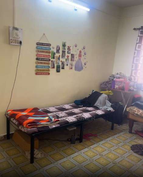 Shared Room for Female In 1 BHK  In Ranjai Apartments In Kothrud