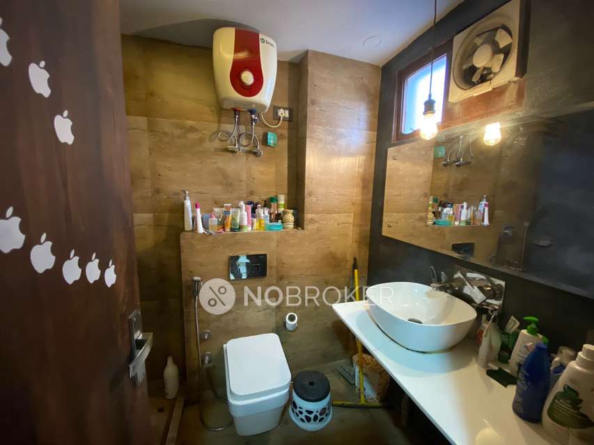 4 BHK Flat In St For Sale  In Sector 2