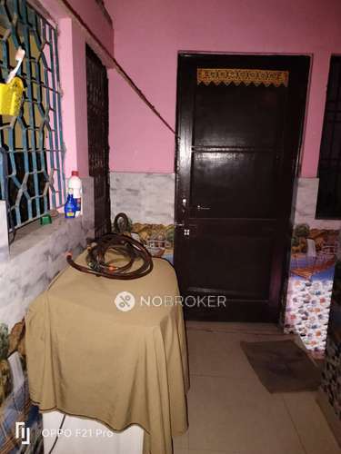 2 BHK Flat In Standalone Building  For Sale  In Wazirabaad