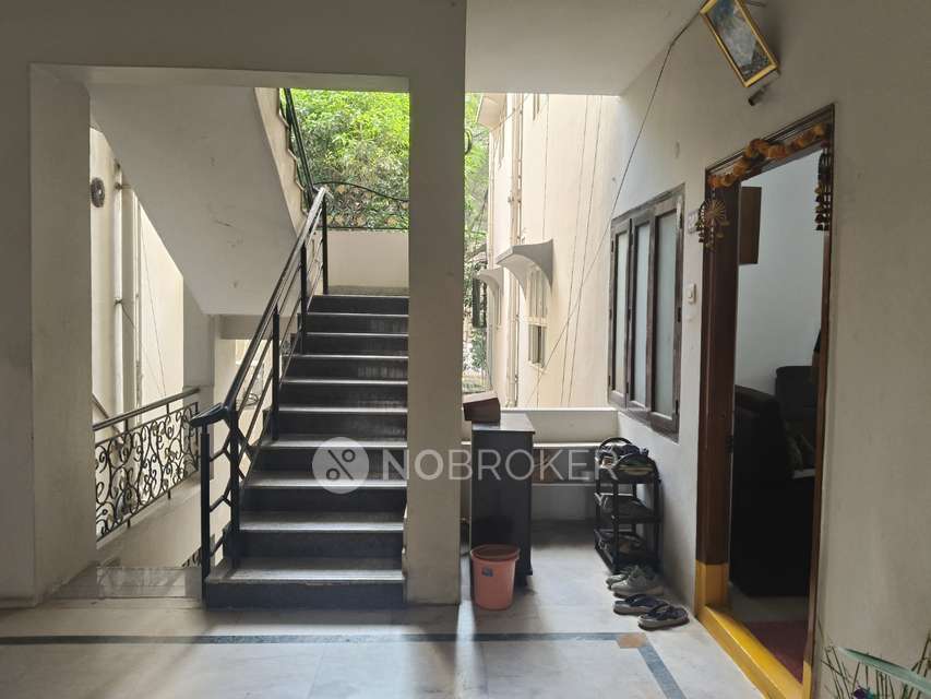 3 BHK Flat In Sve Shreya  Apartments  For Sale  In Madhapur