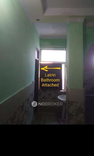 3 BHK Flat For Sale  In New Seelampur