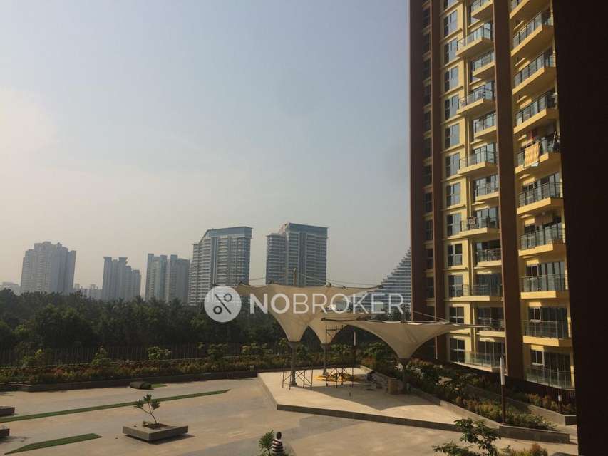 1 BHK Flat In Amanora Amanora Adreno Towers, Pune for Rent  In Amanora Adreno Towers