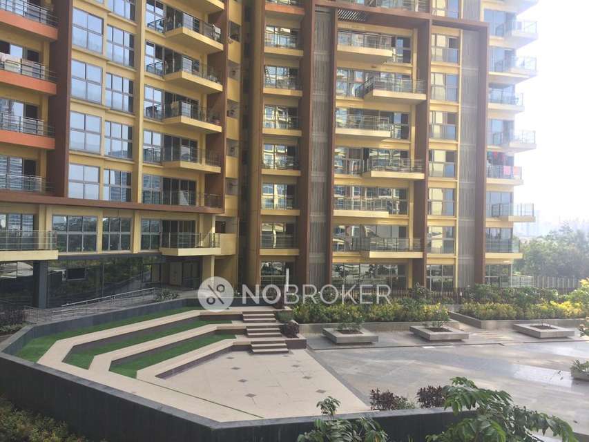 1 BHK Flat In Amanora Amanora Adreno Towers, Pune for Rent  In Amanora Adreno Towers