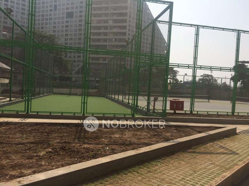 1 BHK Flat In Amanora Amanora Adreno Towers, Pune for Rent  In Amanora Adreno Towers