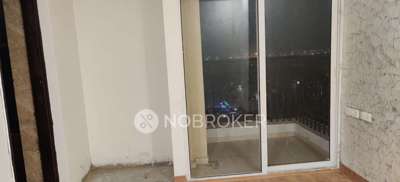 2 BHK Flat In Prateek Grand City For Sale  In Siddharth Vihar