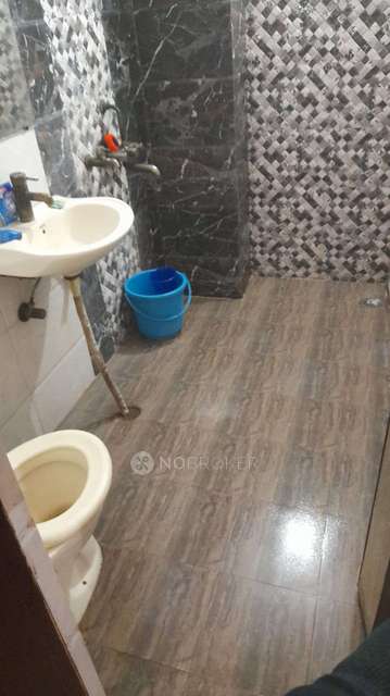 PG for Boys in Sector 62