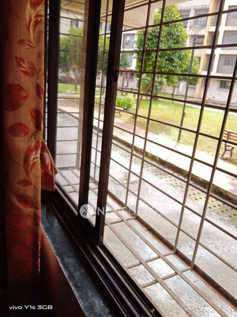 1 BHK Flat In Poddar Navjeevan For Sale  In Poddar Navjeevan Housing Society