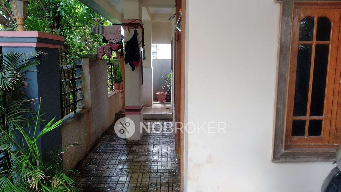 4+ BHK House For Sale  In Moosapet