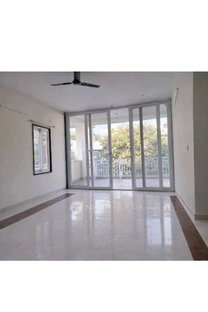 4 BHK Flat In Sectora Pocket C Vasant Kunj for Rent  In Vasant Kunj