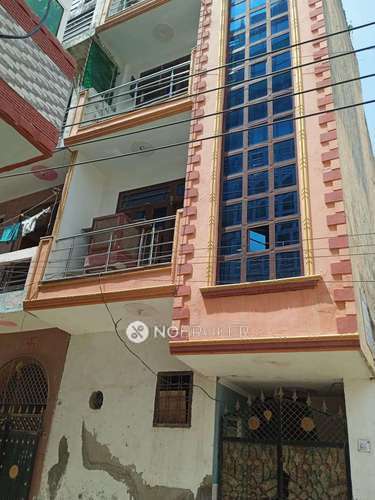1 BHK Flat In Standlone Building for Rent  In Ashok Vihar 