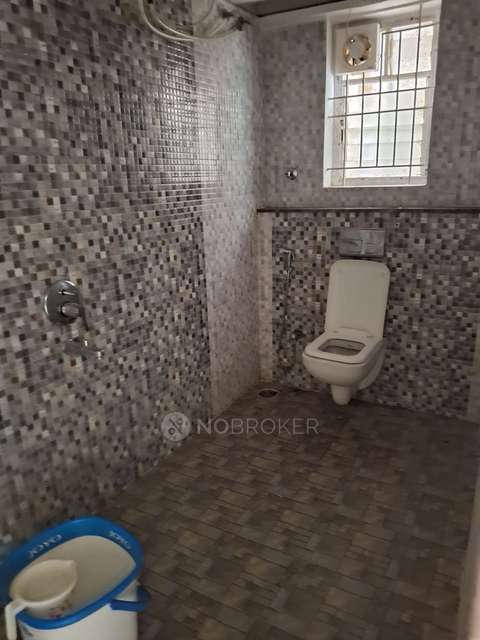 4 BHK Flat In Honey Comb Silver Cloud For Sale  In Jakkur