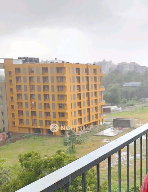 2 BHK Flat In Platinum Towers For Sale  In Andheri West