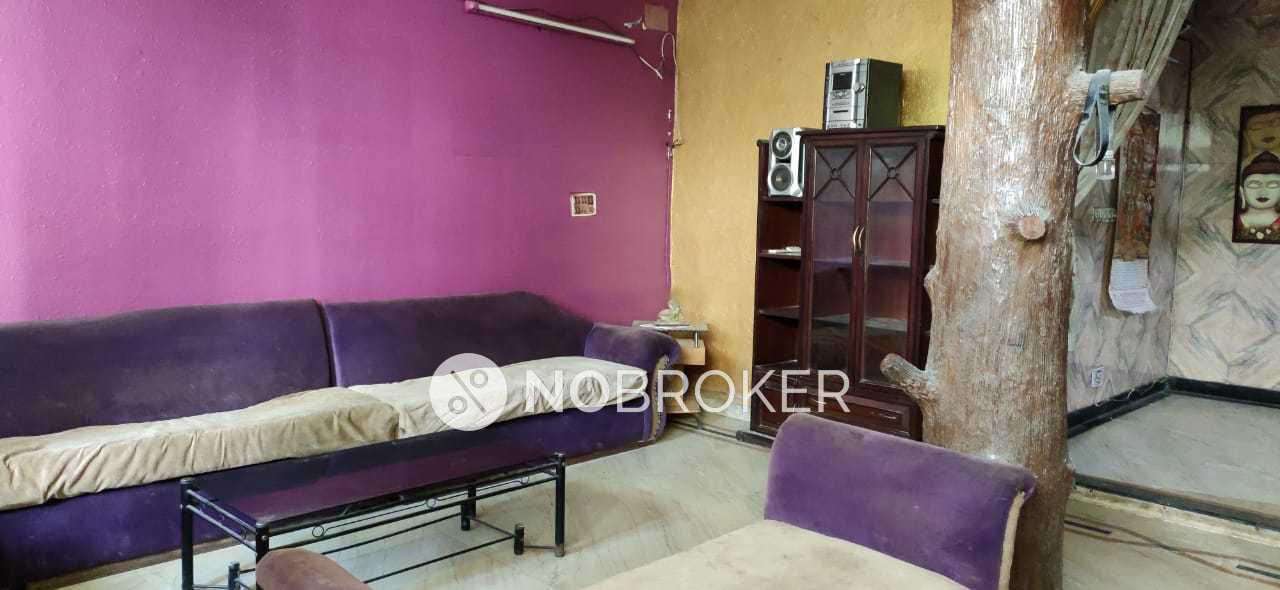 1 RK House for Rent  In Sector 61