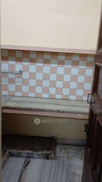 1 BHK House for Rent  In Lajpat Nagar