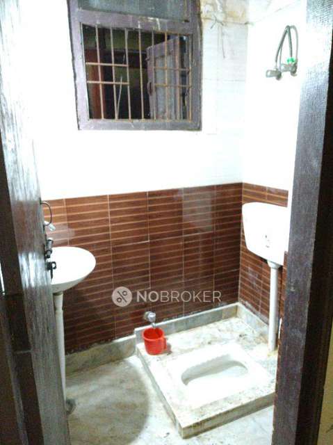 2 BHK Flat For Sale  In Vasant Kunj