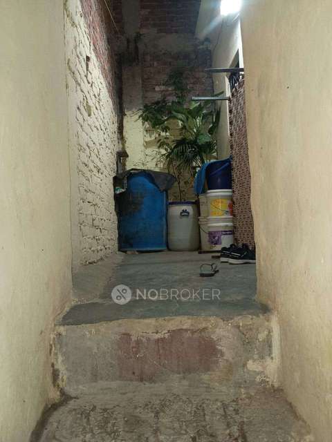 Plot For Sale  In Self In Sangam Vihar