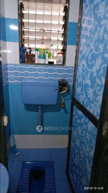 1 BHK Flat In Navneet Bharat Building For Sale  In  Thane West