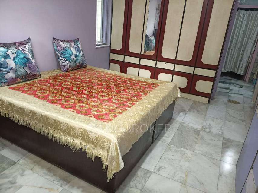 2 BHK Flat In Gayatri Apartment For Sale  In Vishnu Nagar