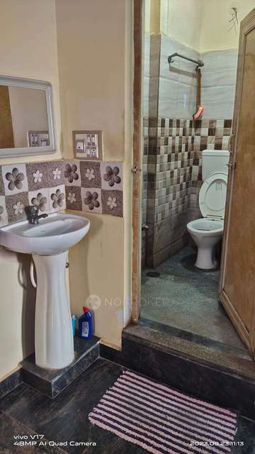 4+ BHK Flat For Sale  In Bommasandra  