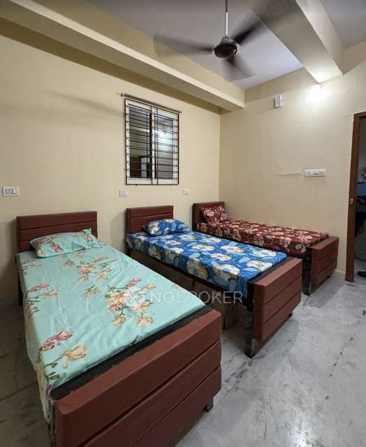 PG for Boys in Adugodi